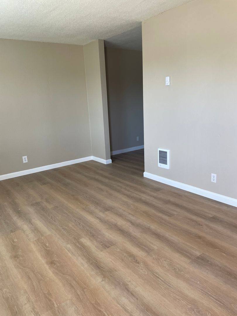 Apartment for rent at 1830 SE Thurston St, Albany, OR 97321