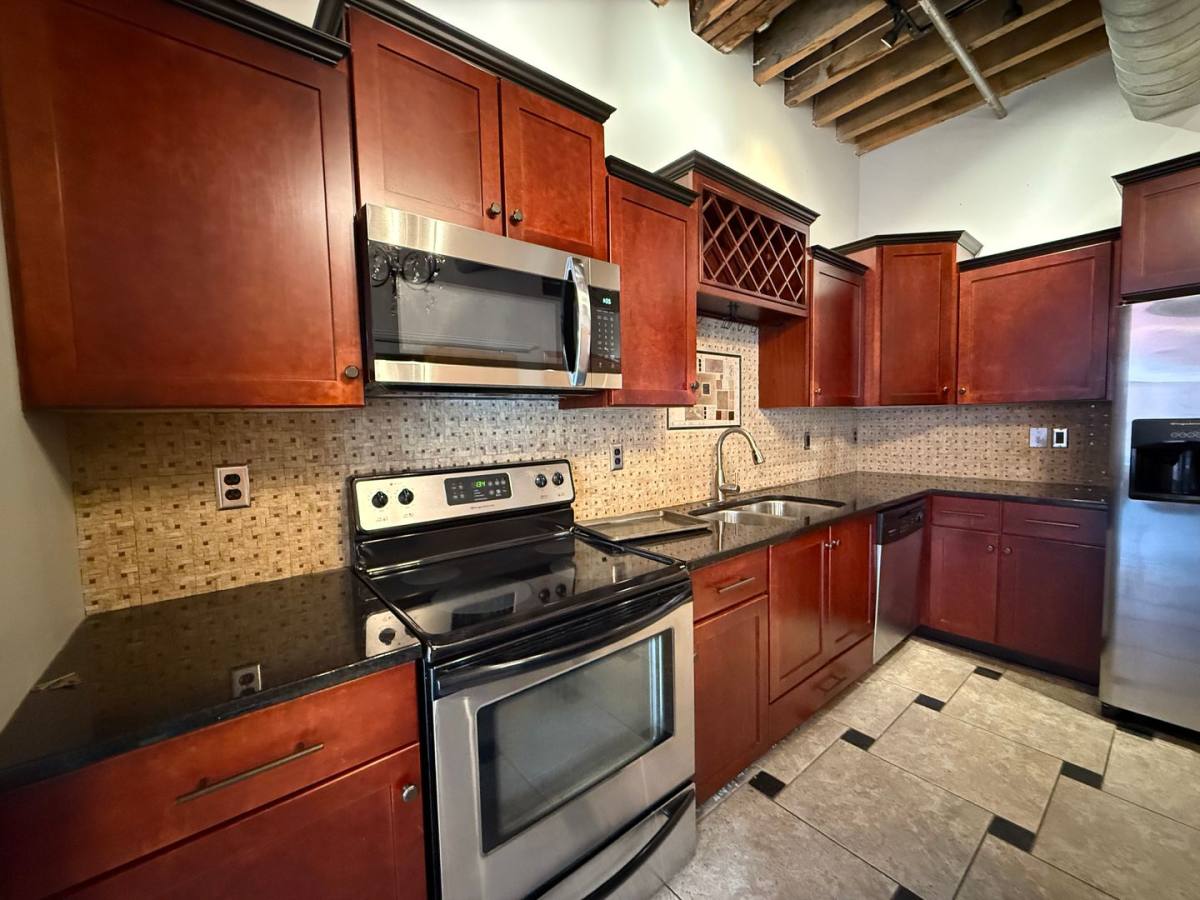 Apartment for rent at 212 7th St E, Saint Paul, MN 55101