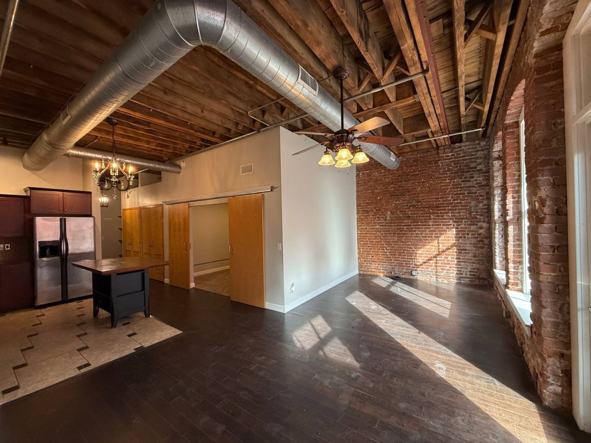 Apartment for rent at 212 7th St E, Saint Paul, MN 55101