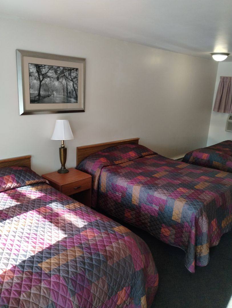 Apartment for rent at 3701 W Lake Rd, Erie, PA 16505