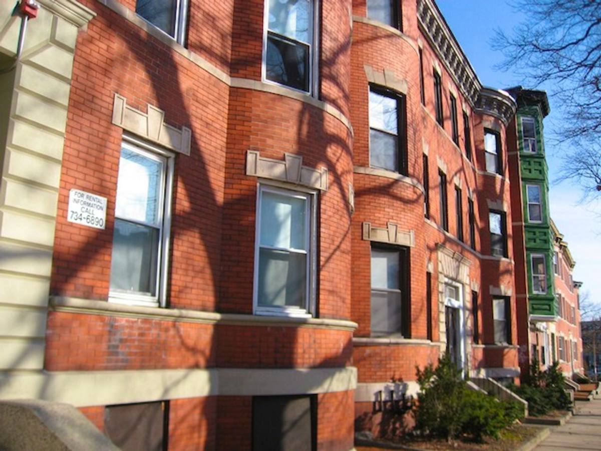 Apartment for rent at 1381 Commonwealth #3, Allston, MA 02134