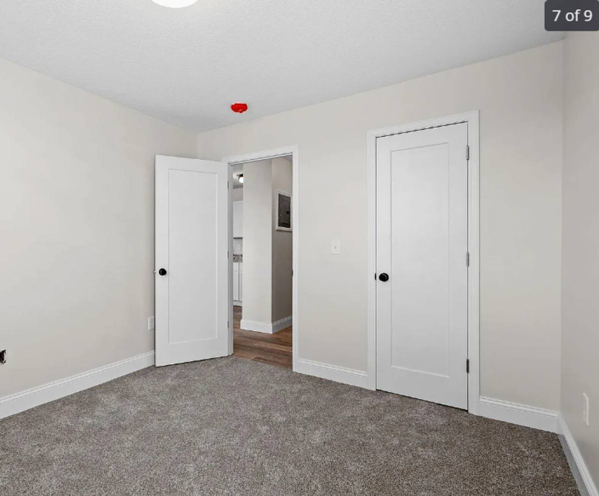 Apartment for rent at 1032 Duluth St, Saint Paul, MN 55106