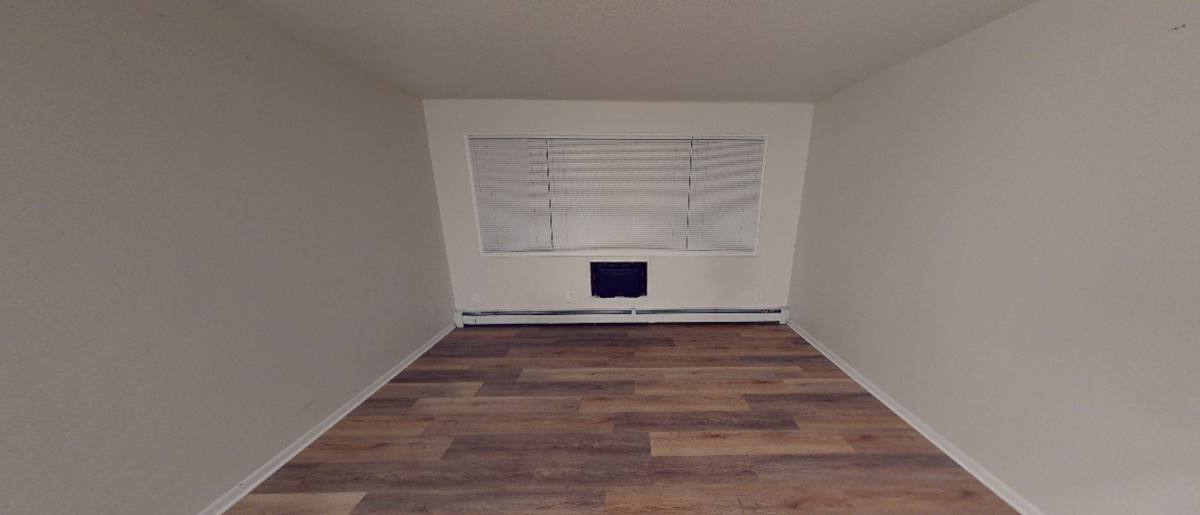 Apartment for rent at 1032 Duluth St, Saint Paul, MN 55106