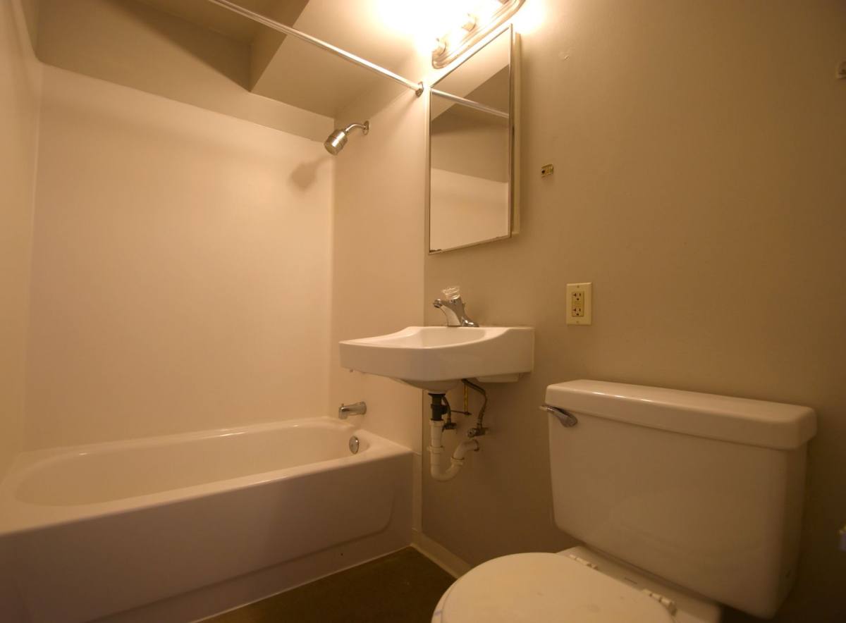 Apartment for rent at 915 Cherry St, Seattle, WA 98104