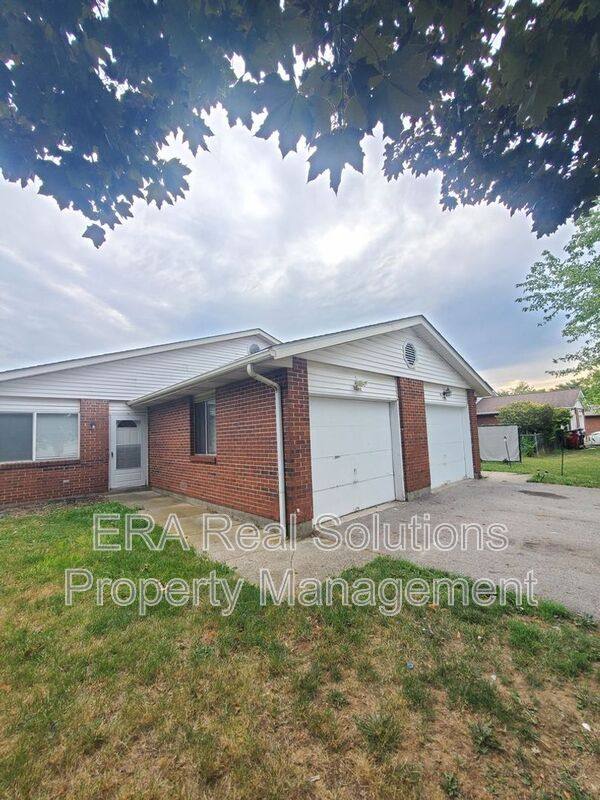 House for rent at 2722 Charles Dr, Grove City, OH 43123