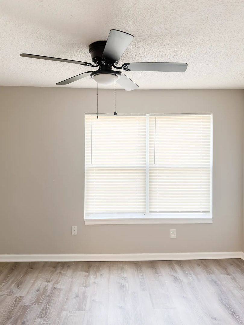 Apartment for rent at 12310 E 3rd St, Grandview, MO 64030