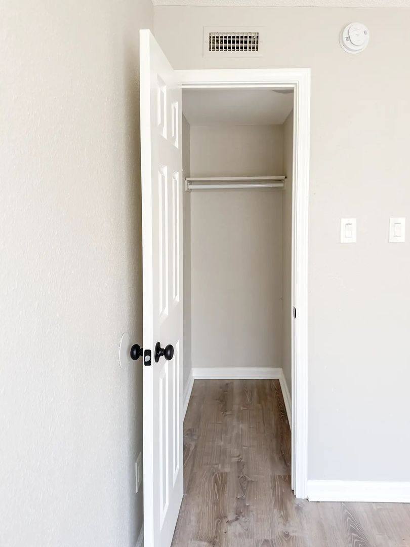Apartment for rent at 12310 E 3rd St, Grandview, MO 64030