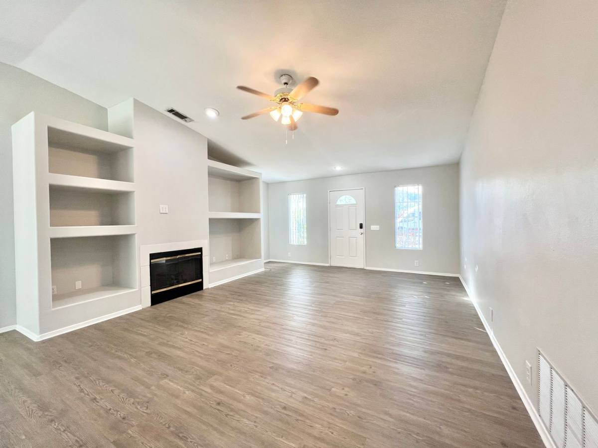 House for rent at 44840 Ramona Ave, Palm Desert, CA 92260