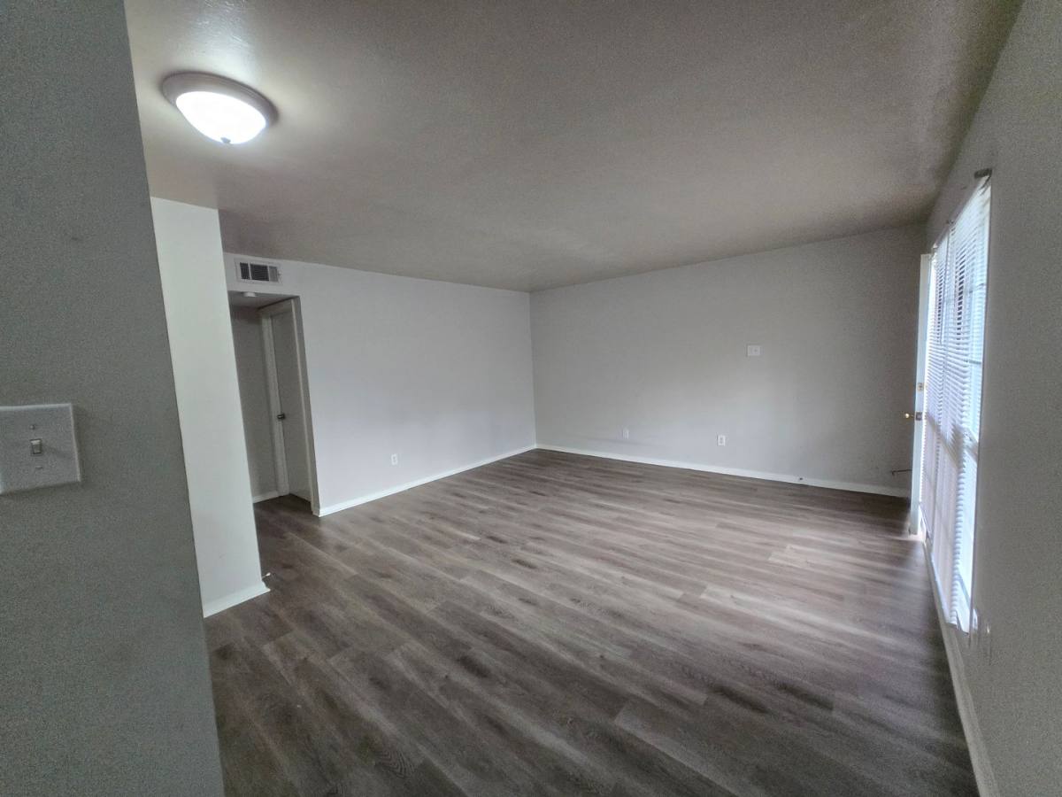 Apartment for rent at 1307 Vinton Ave, Memphis, TN 38104