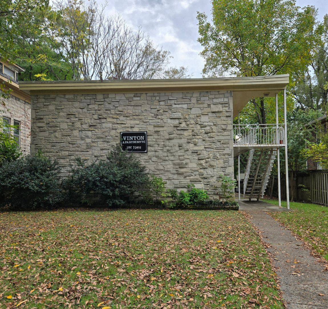 Apartment for rent at 1307 Vinton Ave, Memphis, TN 38104