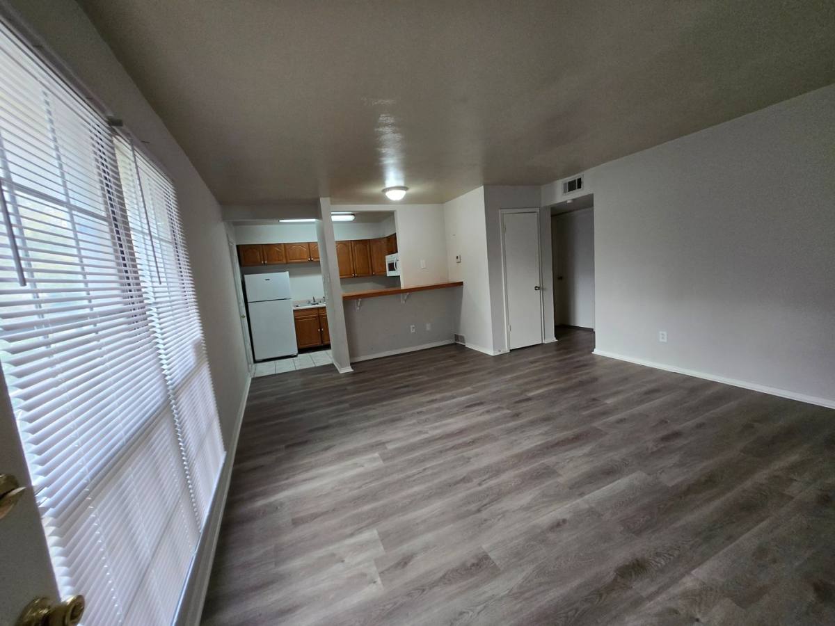 Apartment for rent at 1307 Vinton Ave, Memphis, TN 38104