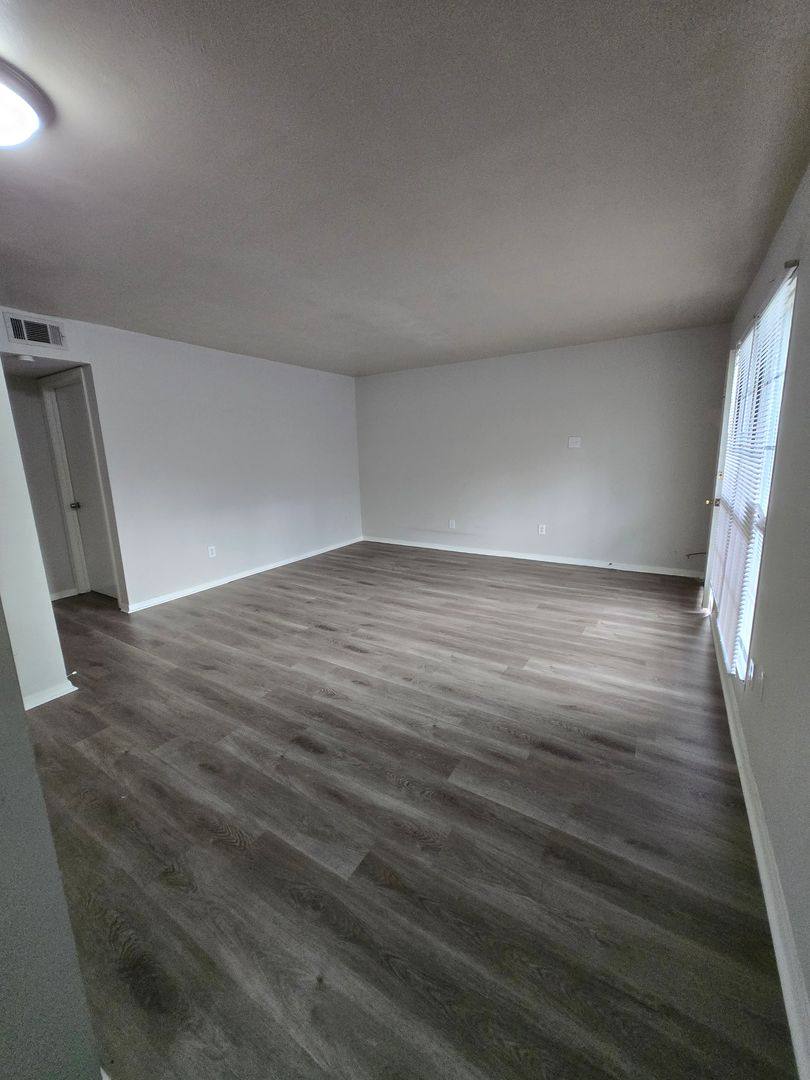Apartment for rent at 1307 Vinton Ave, Memphis, TN 38104
