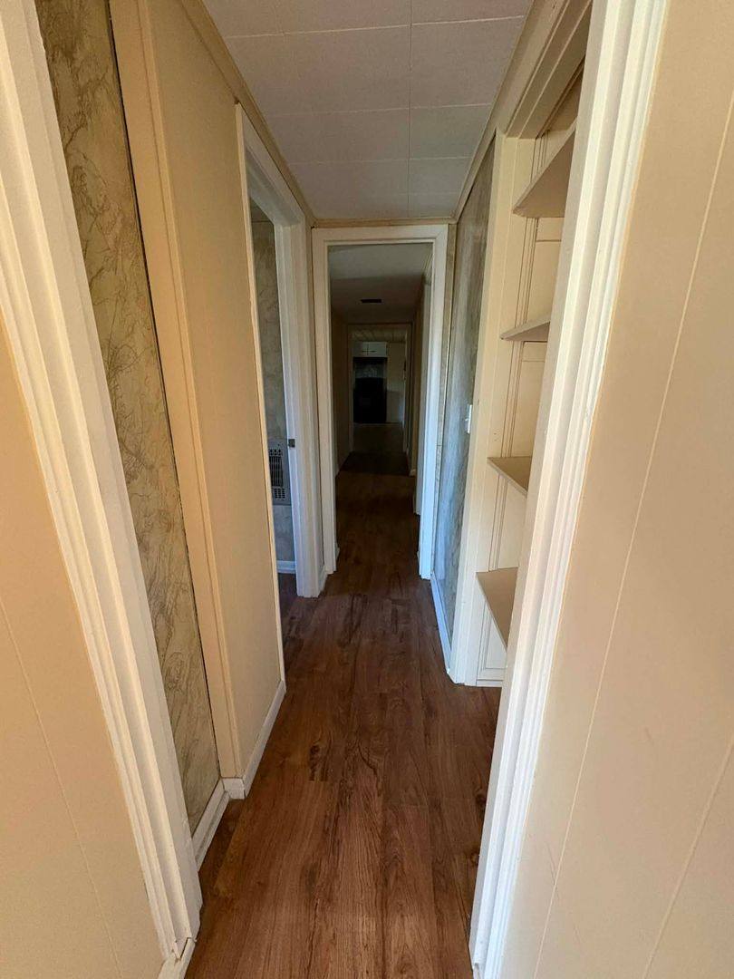 Apartment for rent at 525 E Main St, Glasgow, KY 42141
