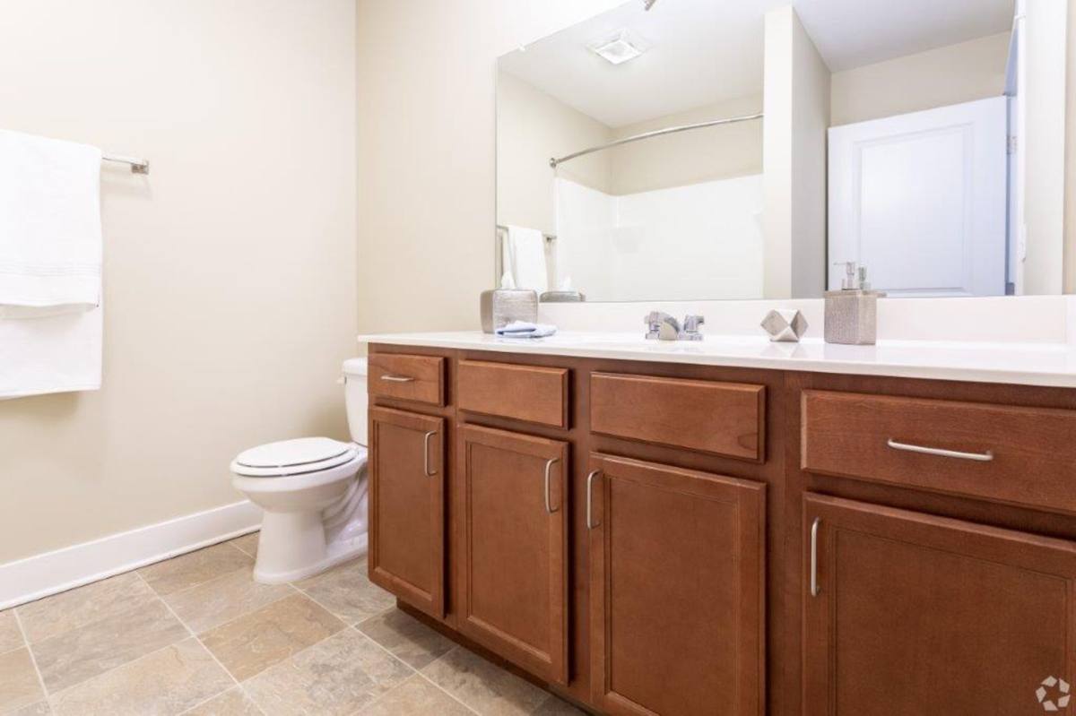 Apartment for rent at 1302 Eisenhower Ave, Valparaiso, IN 46383