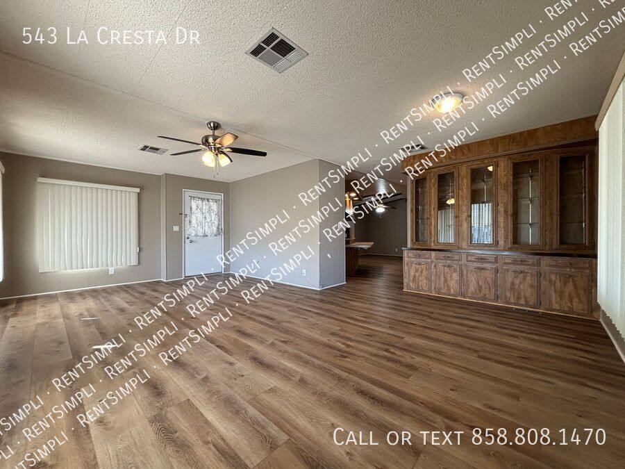 House for rent at 543 La Cresta Dr, Hemet, CA 92543