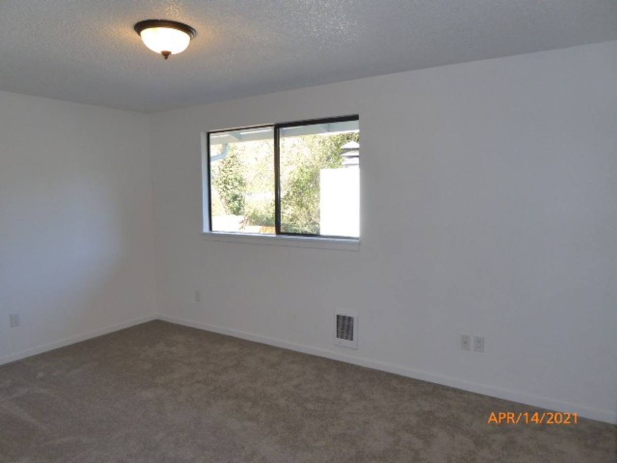 Apartment for rent at 15420 40th Ave S, Seattle, WA 98188