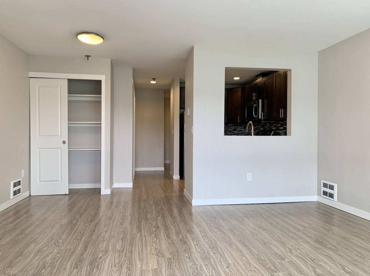 Apartment for rent at 2572 Gilman Dr W, Seattle, WA 98119