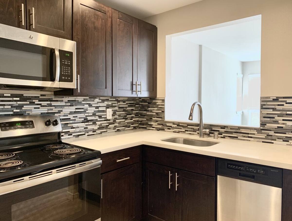 Apartment for rent at 2572 Gilman Dr W, Seattle, WA 98119