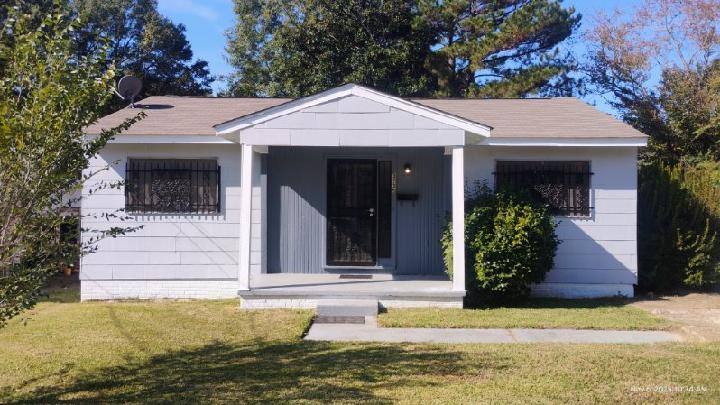House for rent at 3735 California Ave, Jackson, MS 39213