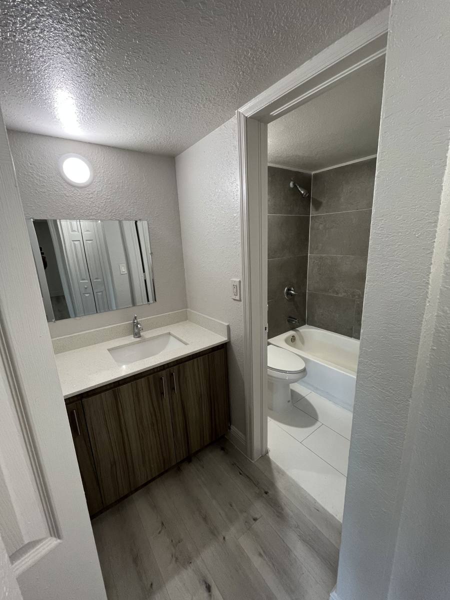 Apartment for rent at 1525 NE 125th St, Miami, FL 33161