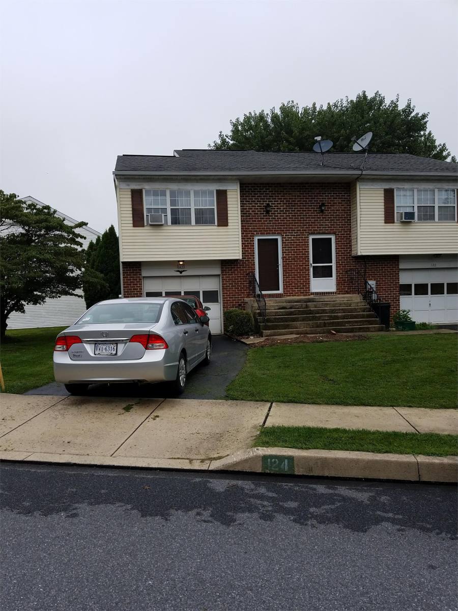 Townhouse for rent at 122 Pickwick Plaza, 124 Pickwick Place #1, Millersville, PA 17551