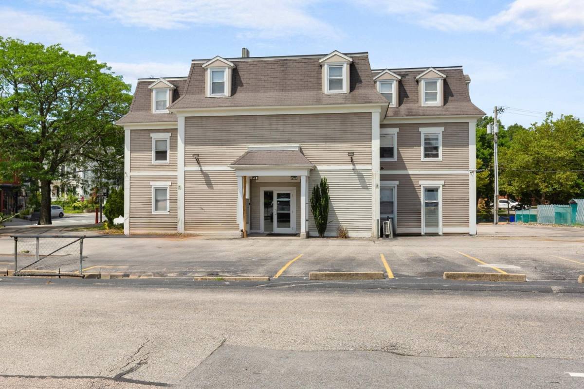 Apartment for rent at 497 Broadway #302, Providence, RI 02903