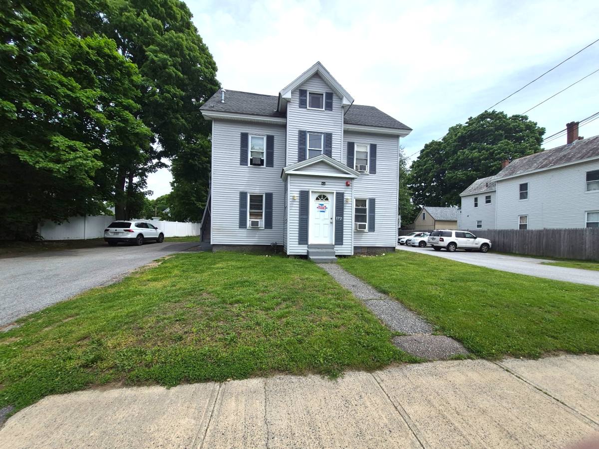 Apartment for rent at 172 Union St #D, Leominster, MA 01453