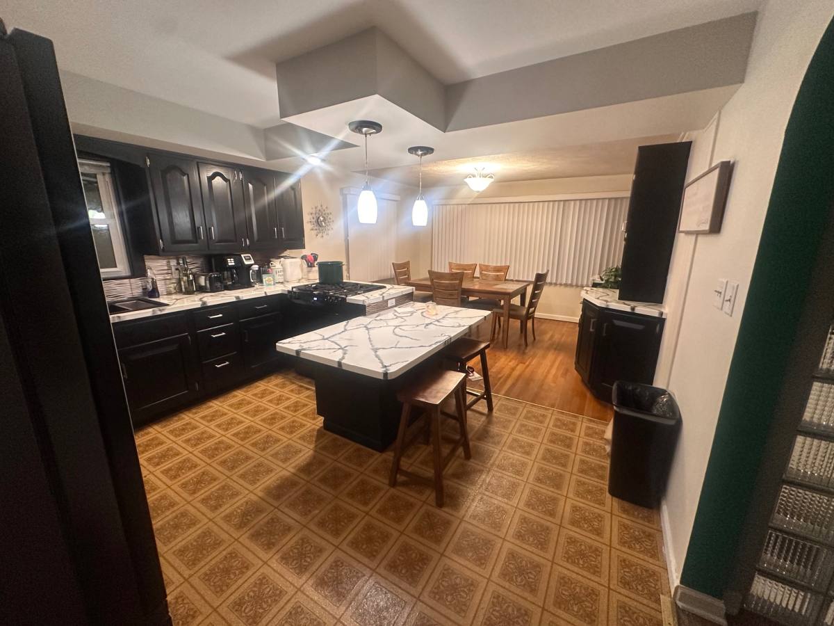 Apartment for rent at 2222 Hollywood Place, South Bend, IN 46616
