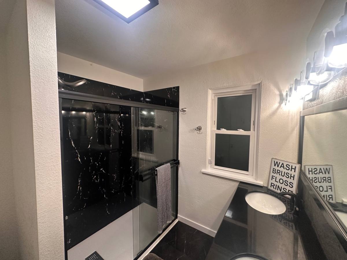 Apartment for rent at 2222 Hollywood Place, South Bend, IN 46616