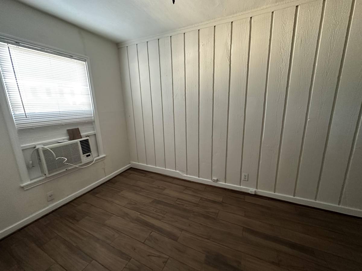 Apartment for rent at Roseland, 4402 Roseland St, Houston, TX 77006