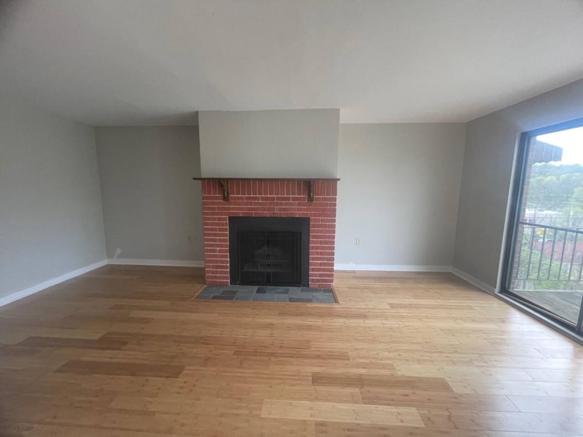 Apartment for rent at 3260 Waverly St, Pittsburgh, PA 15234