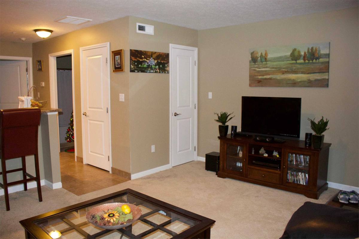Condo for rent at 2489 1st Ave #D-140, Huntington, WV 25703
