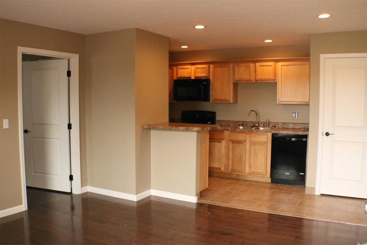 Condo for rent at 198 Wilkinson St #7, Huntington, WV 25705