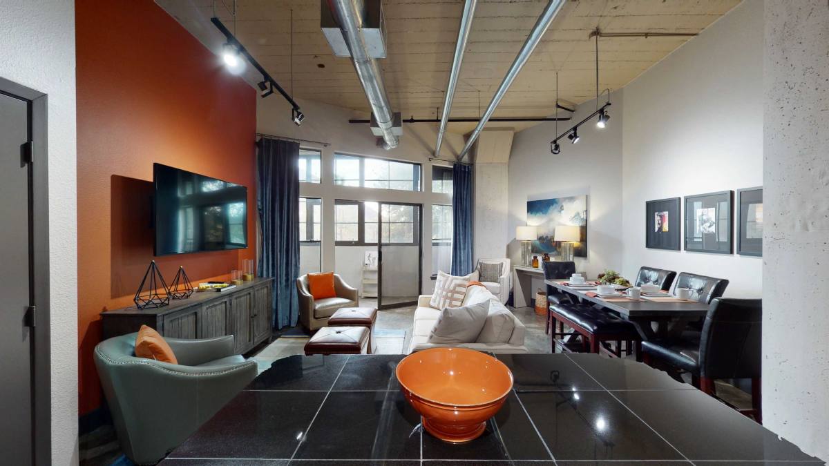 Apartment for rent at 2340 Polk St #EEL1, Houston, TX 77003