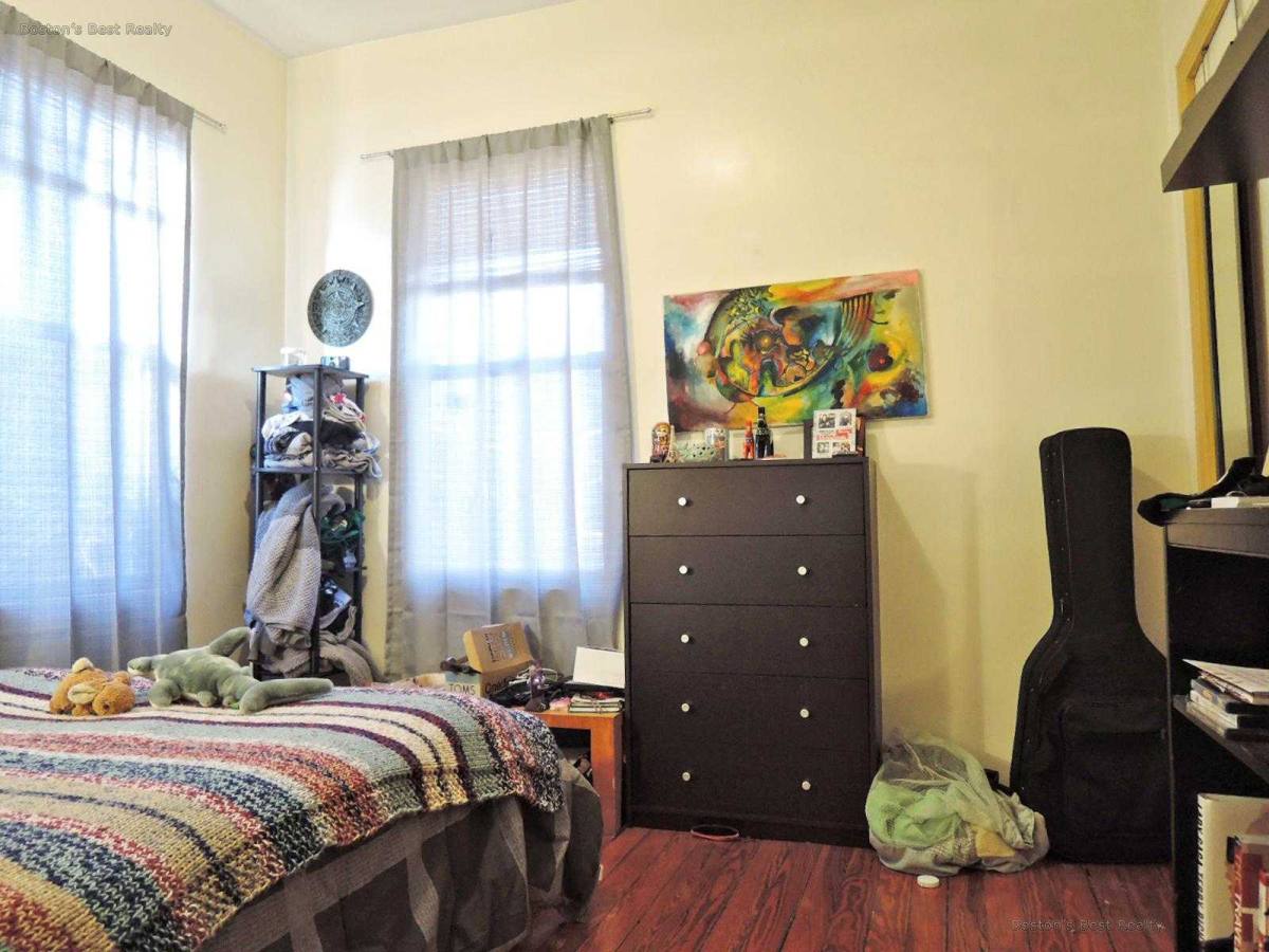 Apartment for rent at 181 Allston St #1, Allston, MA 02134