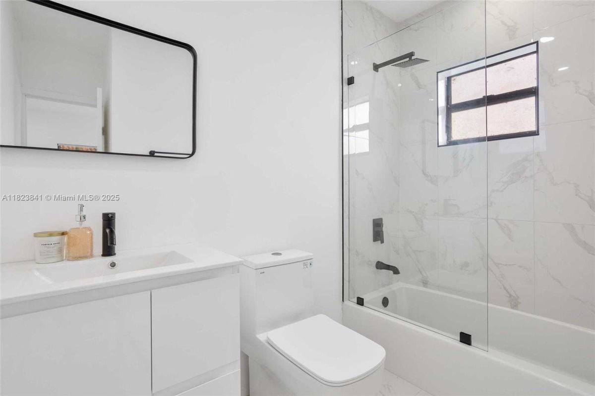 Apartment for rent at 2724 SW 34th Court, Miami, FL 33133