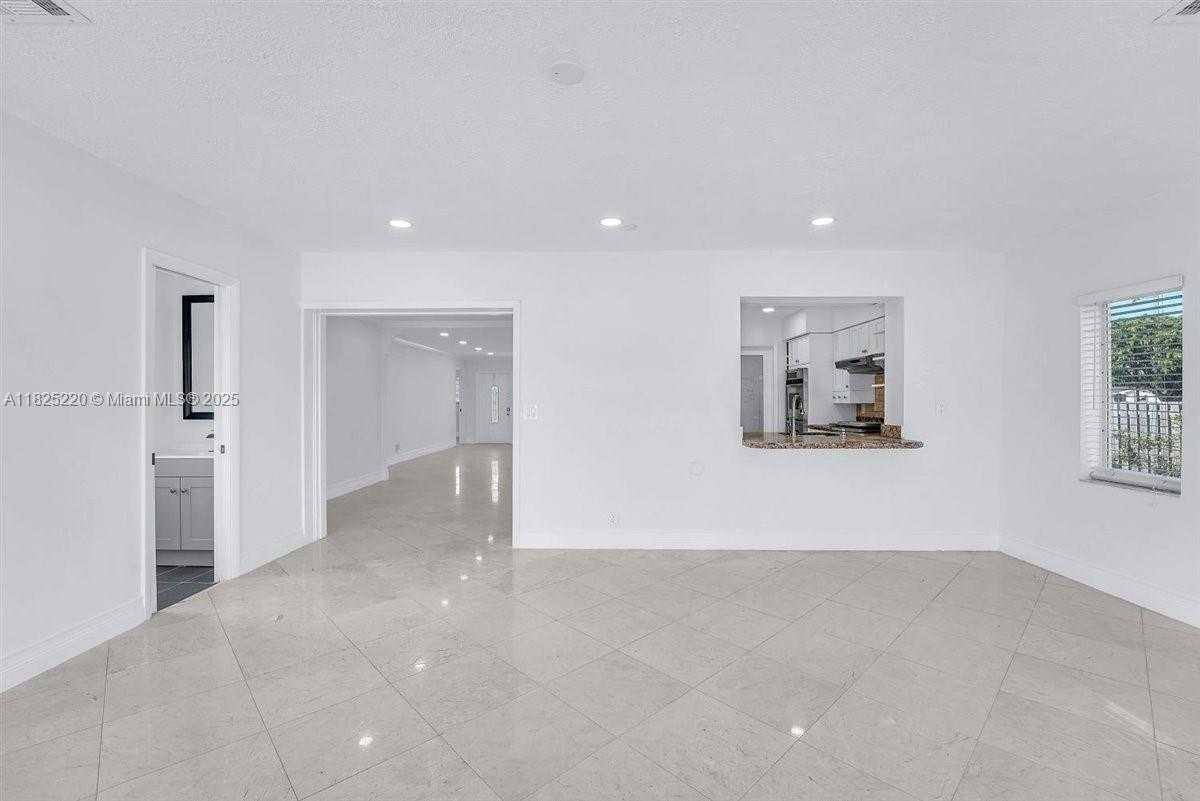 Apartment for rent at 2005 N 36th Ave, Hollywood, FL 33021