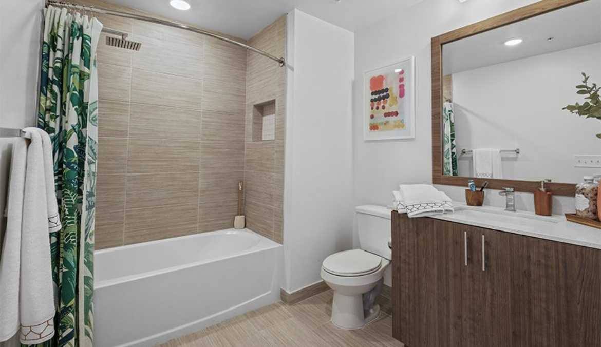 Apartment for rent at 1430 W 37th St #209, Hialeah, FL 33012