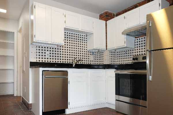 Apartment for rent at 162 Broadway #2, Somerville, MA 02145
