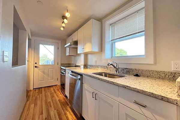 Apartment for rent at 278 Cabot St #5, Beverly, MA 01915