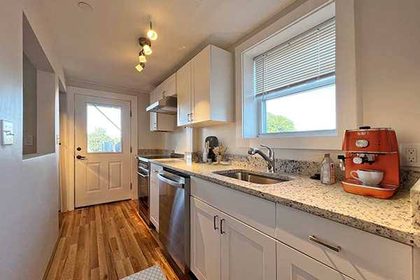 Apartment for rent at 278 Cabot St #5, Beverly, MA 01915