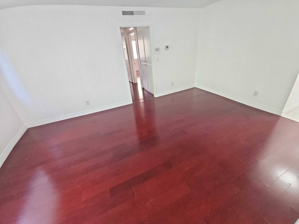 Apartment for rent at 4132 Tujunga Ave #105, Studio City, CA 91604