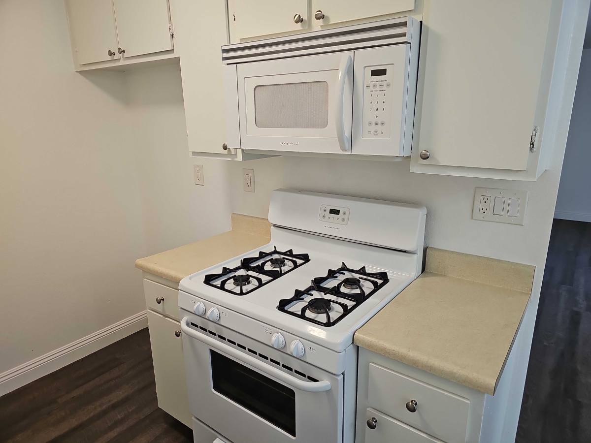 Apartment for rent at 4171 Tujunga Ave #104, Studio City, CA 91604