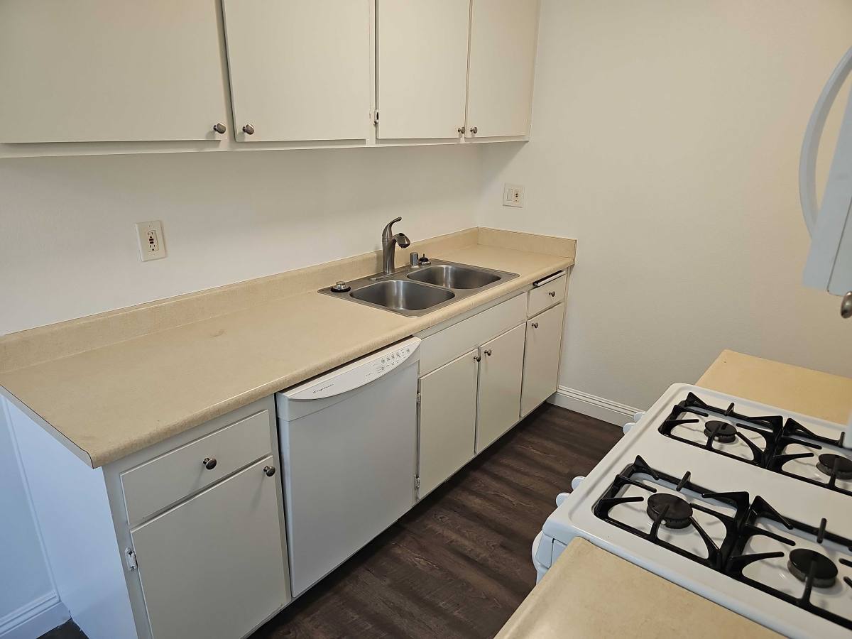 Apartment for rent at 4171 Tujunga Ave #104, Studio City, CA 91604