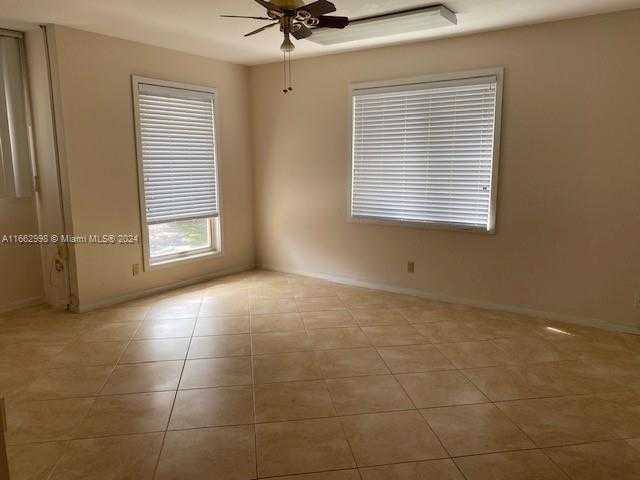 Apartment for rent at 4450 S Jog Rd, Lake Worth, FL 33463