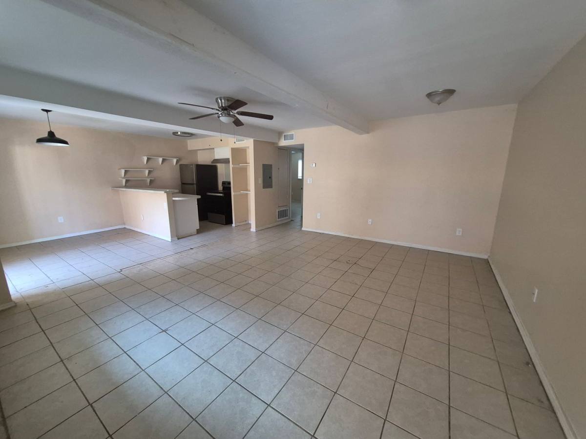 Apartment for rent at 3718 Pleasanton Rd 2-103, San Antonio, TX 78221