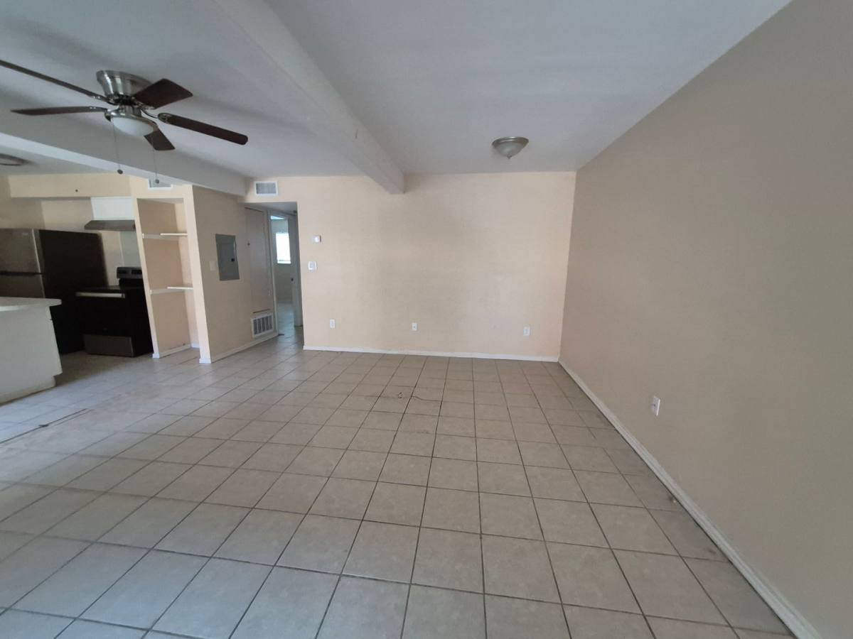 Apartment for rent at 3718 Pleasanton Rd 2-103, San Antonio, TX 78221