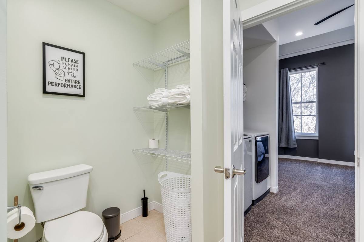 Apartment for rent at 55 E Clifton Ave, Cincinnati, OH 45202