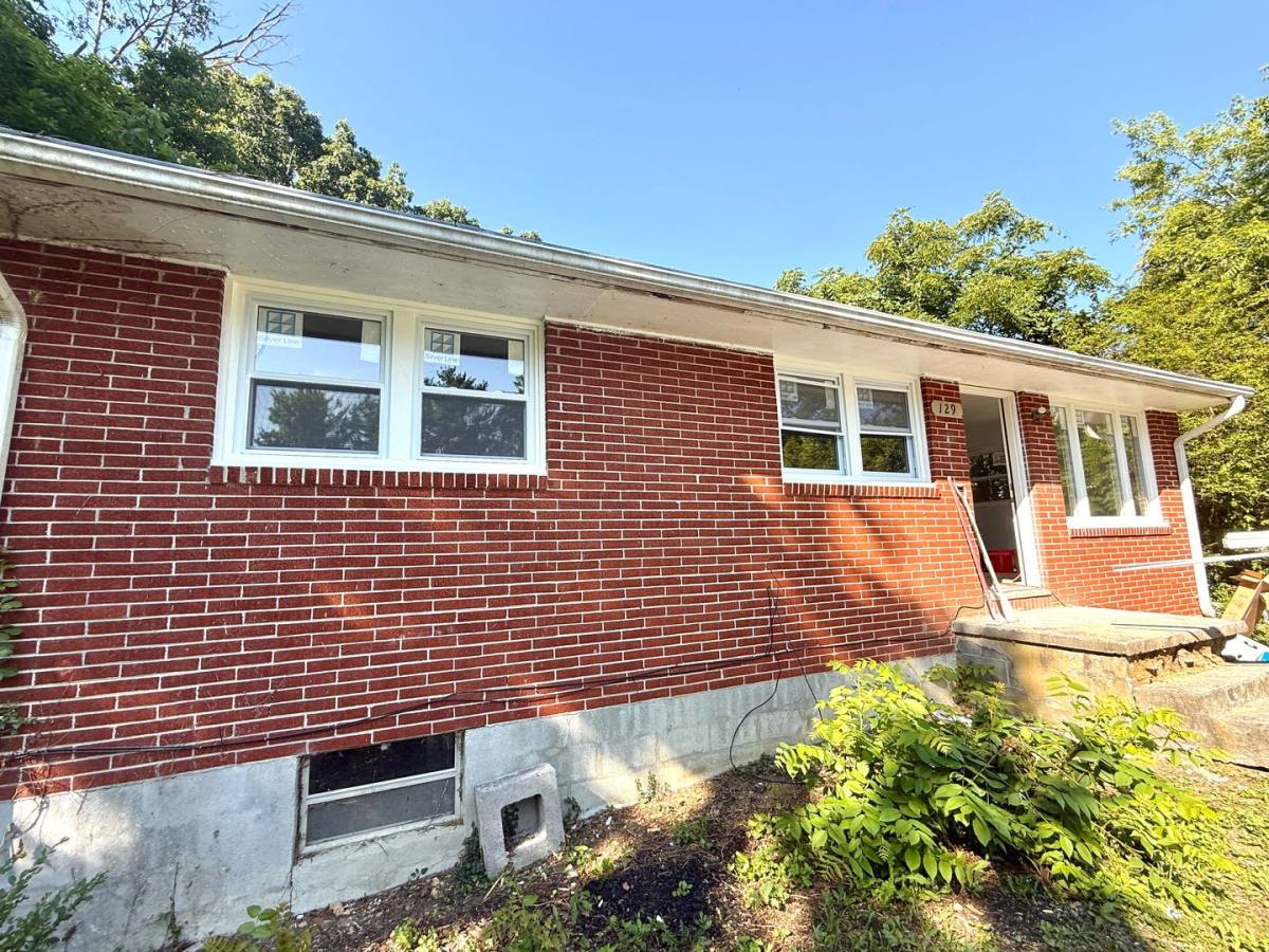 House for rent at 129 Tee St, Blacksburg, VA 24060