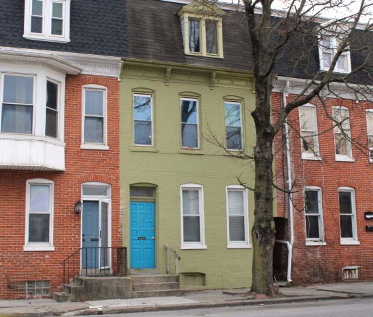 Apartment for rent at 702 W Philadelphia St, York, PA 17401